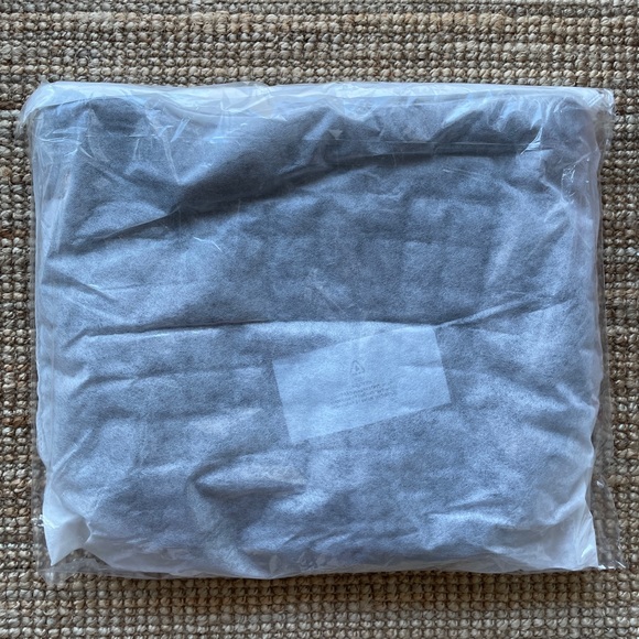 1 LEFT ✨NEW Free People FP Movement Quilted Carryall In Graphite - Picture 7 of 14